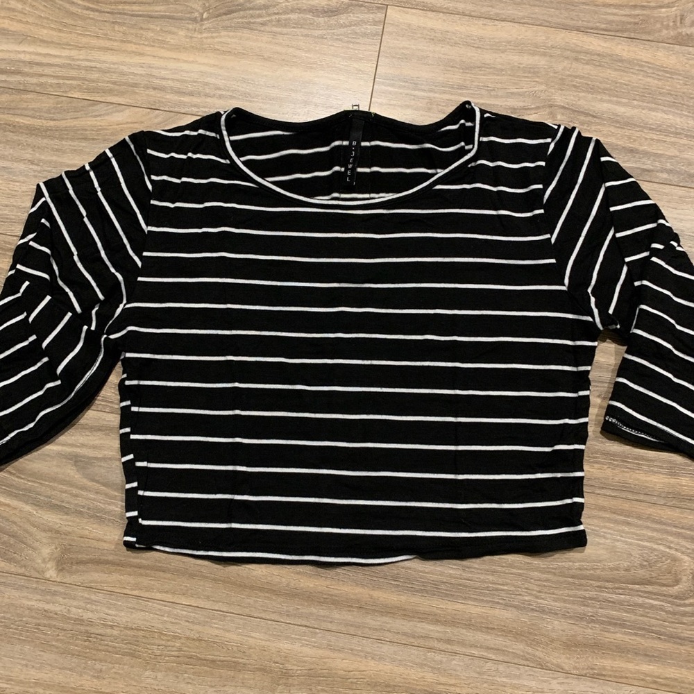Half Sleeve Striped Crop Top